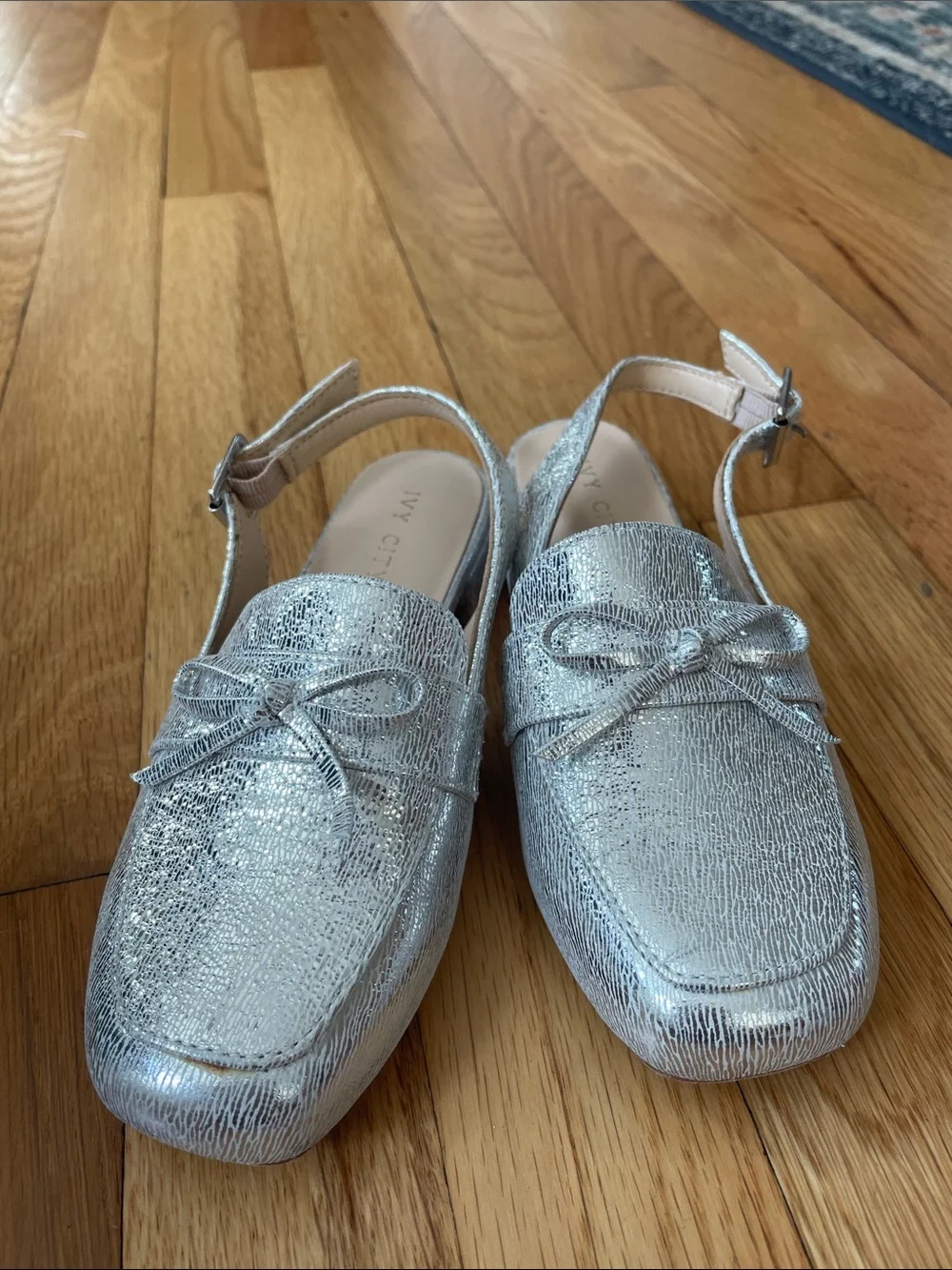 Girls Ivy City Co. Silver Metallic Slingback Mules with Bow - Picture 2 of 5